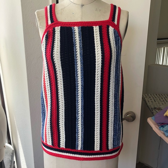 GAP Tops - Crochet top